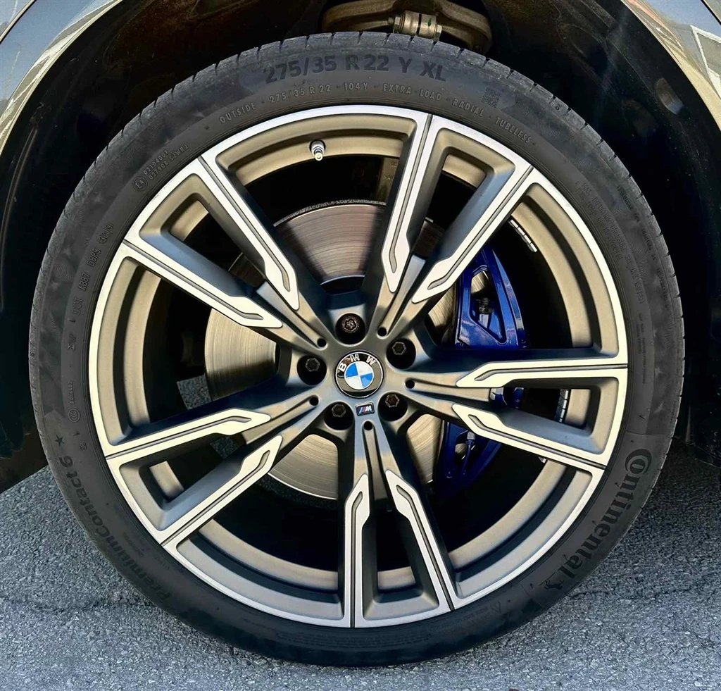BMW X6 M50i - изображение 5