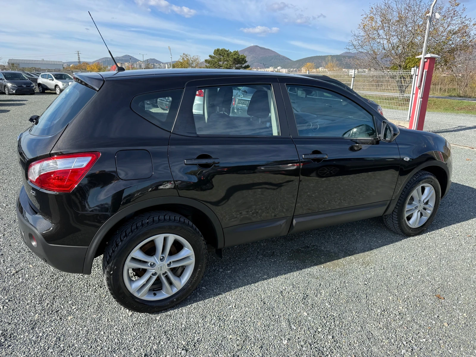 Nissan Qashqai (KATO НОВА) - изображение 5