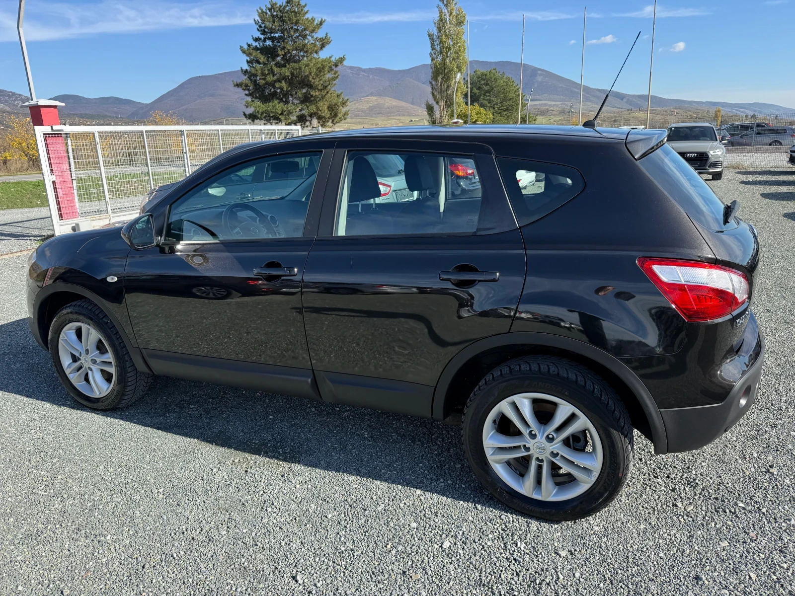 Nissan Qashqai (KATO НОВА) - изображение 9