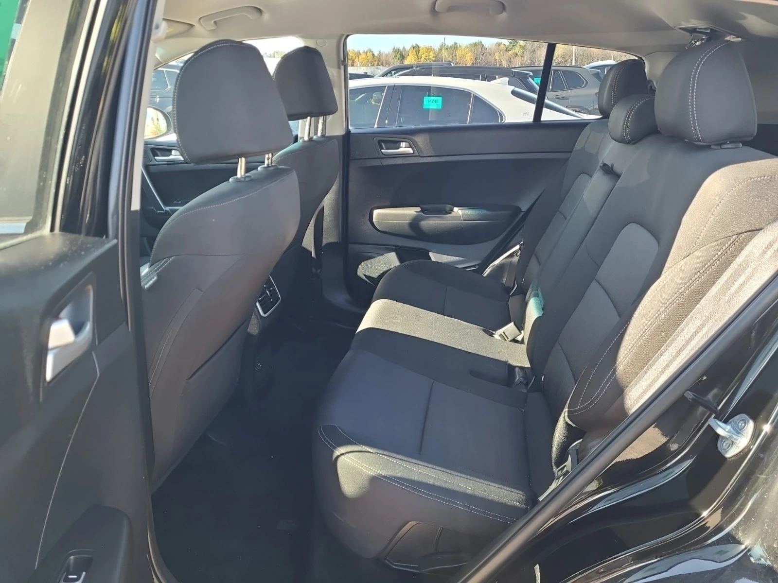 Kia Sportage * * CARFAX * *   * *  | Mobile.bg   9