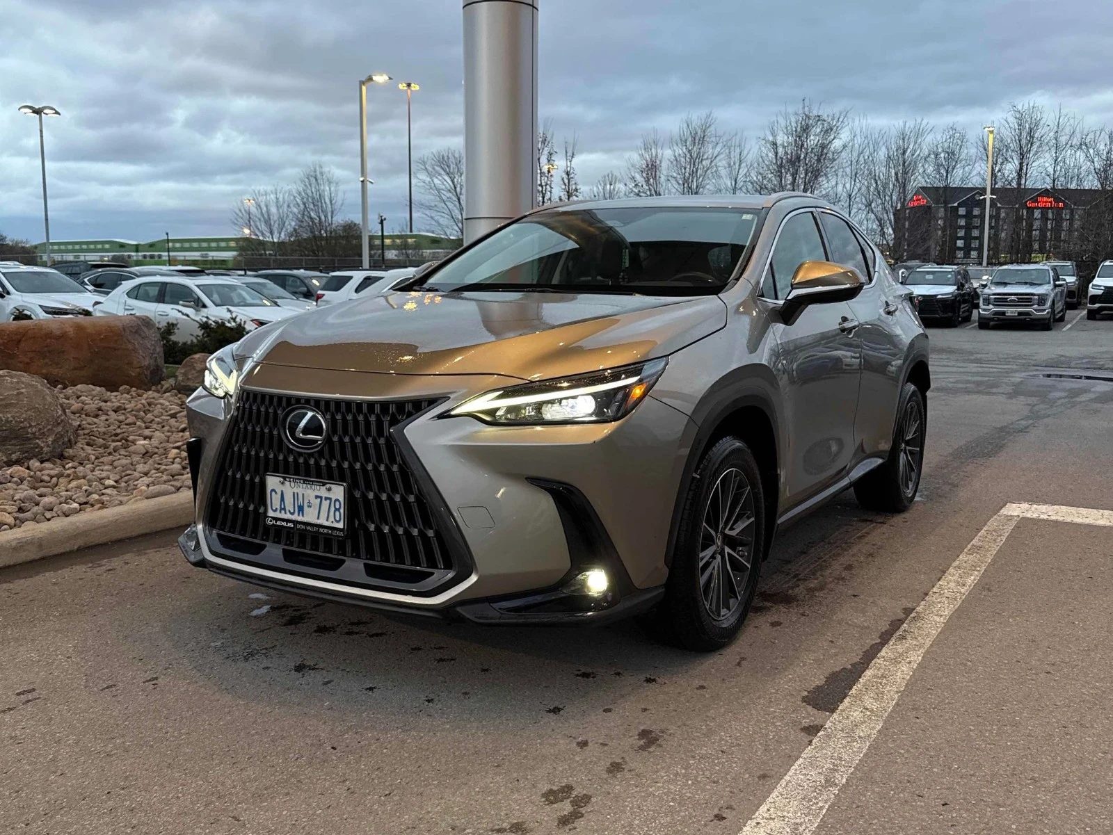 Lexus NX 350h CARFAX    | Mobile.bg   12