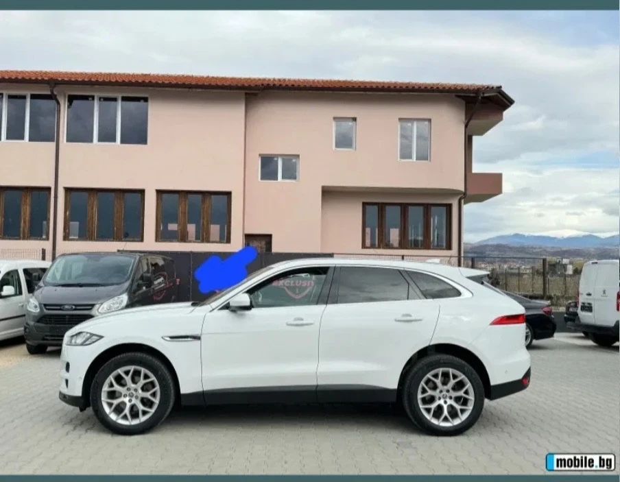 Jaguar F-PACE  - изображение 6