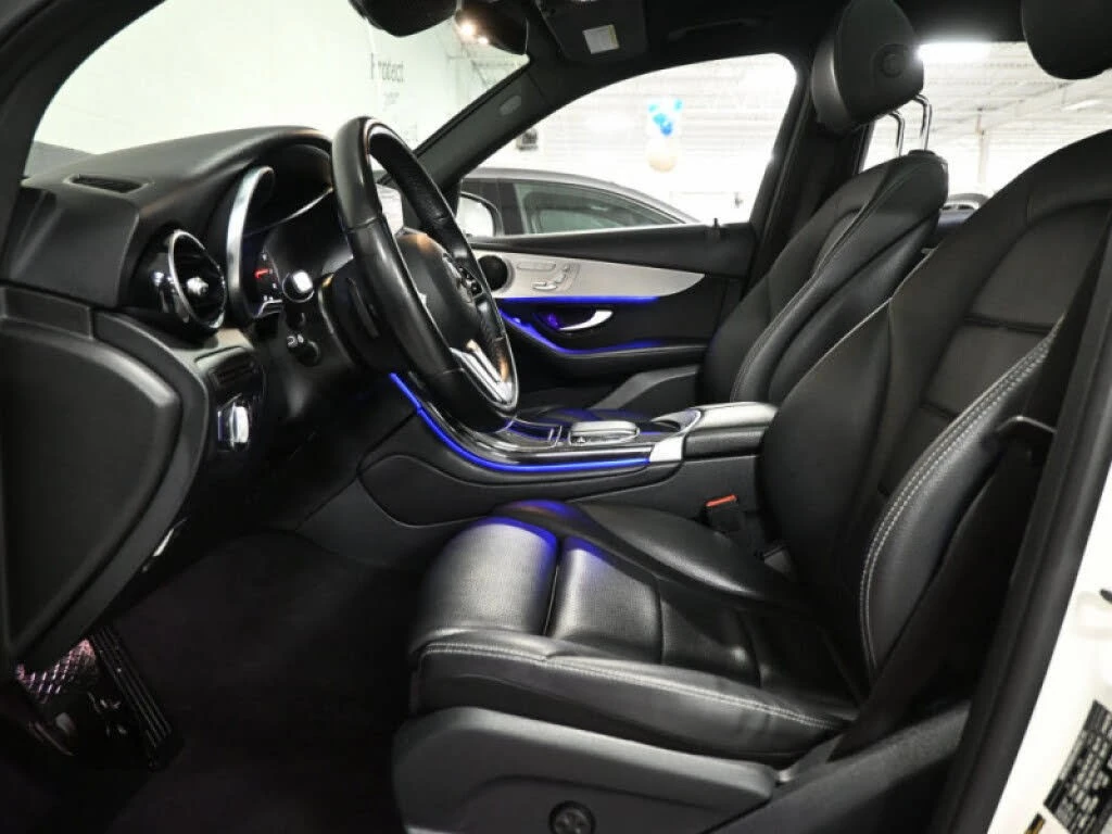 Mercedes-Benz GLC * AвтоКредит * (ЦЕНА ДО БГ), снимка 16 - Автомобили и джипове - 54345014