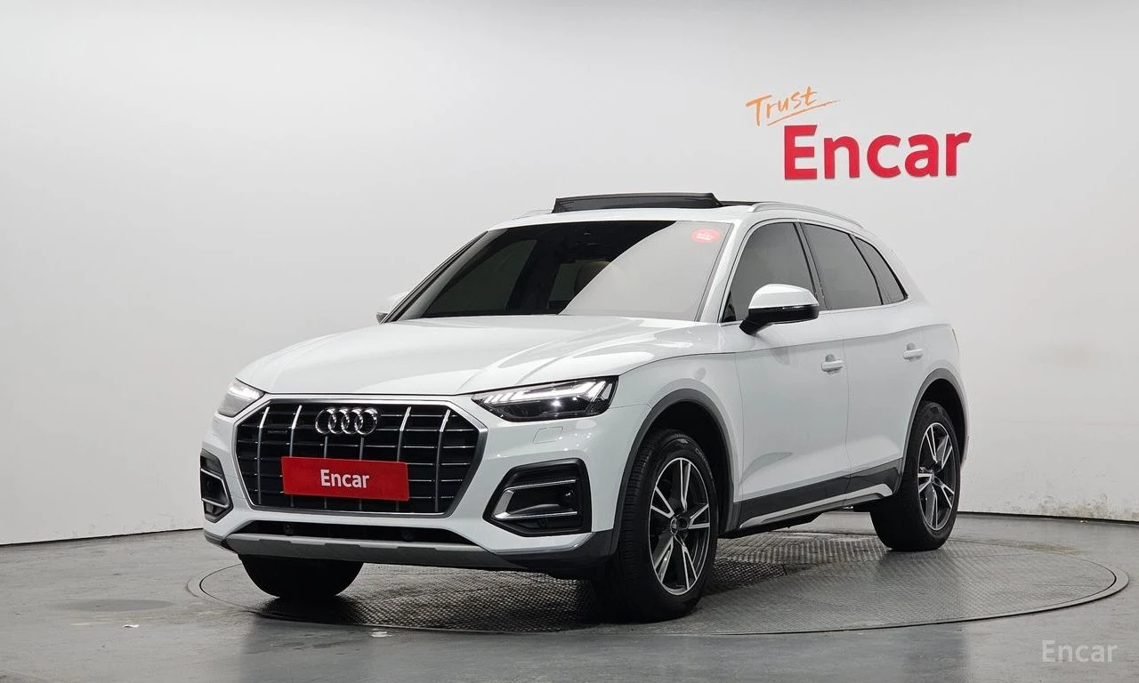 Audi Q5 45* TFSI* DISTRONIC* ПАНОРАМА* КАМЕРА* ПОДГРЕВ