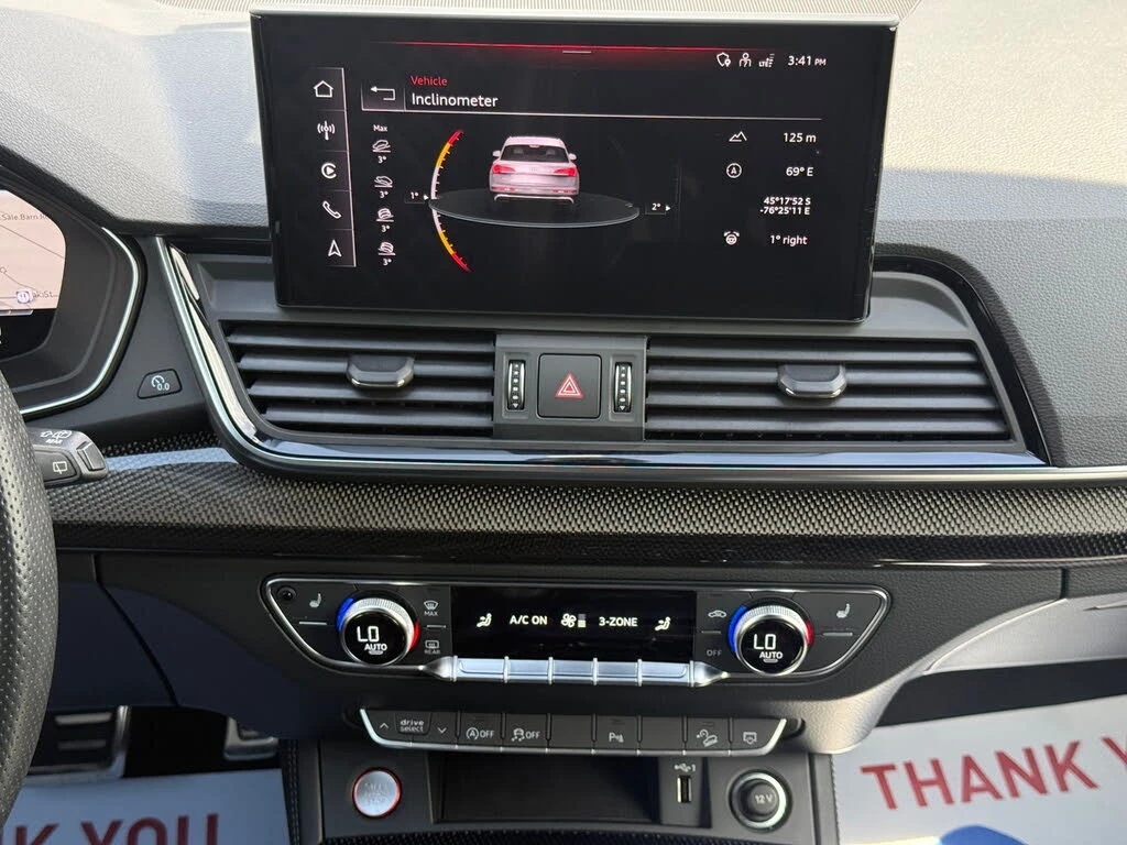 Audi SQ5 PREMIUM* DISTRONIC* ПАНОРАМА* ПОДГРЕВ* КАМЕРА, снимка 14 - Автомобили и джипове - 54969636