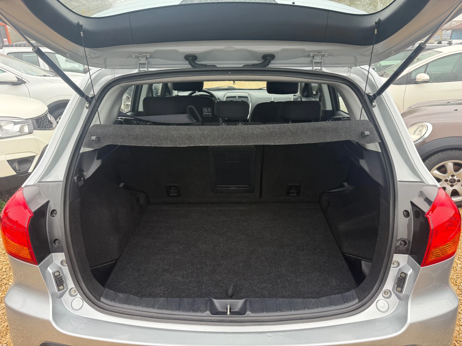 Mitsubishi ASX 1.8Дизел -4х4, снимка 13 - Автомобили и джипове - 56704975