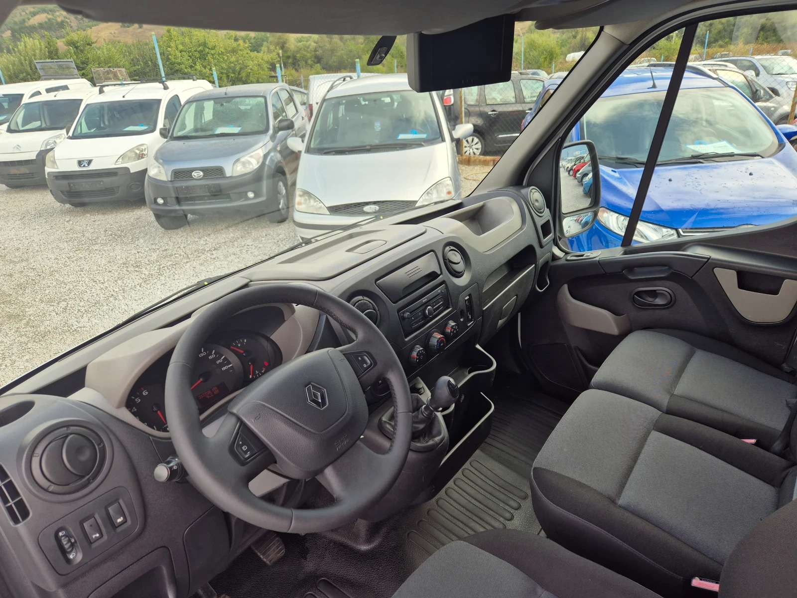 Renault Master 2.3 dci 165к.с. - изображение 9