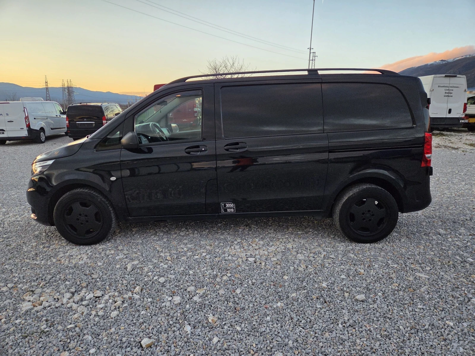 Mercedes-Benz Vito 119 CDI, 4 x 4, Климатик, LED, Нави, Две странични - изображение 2