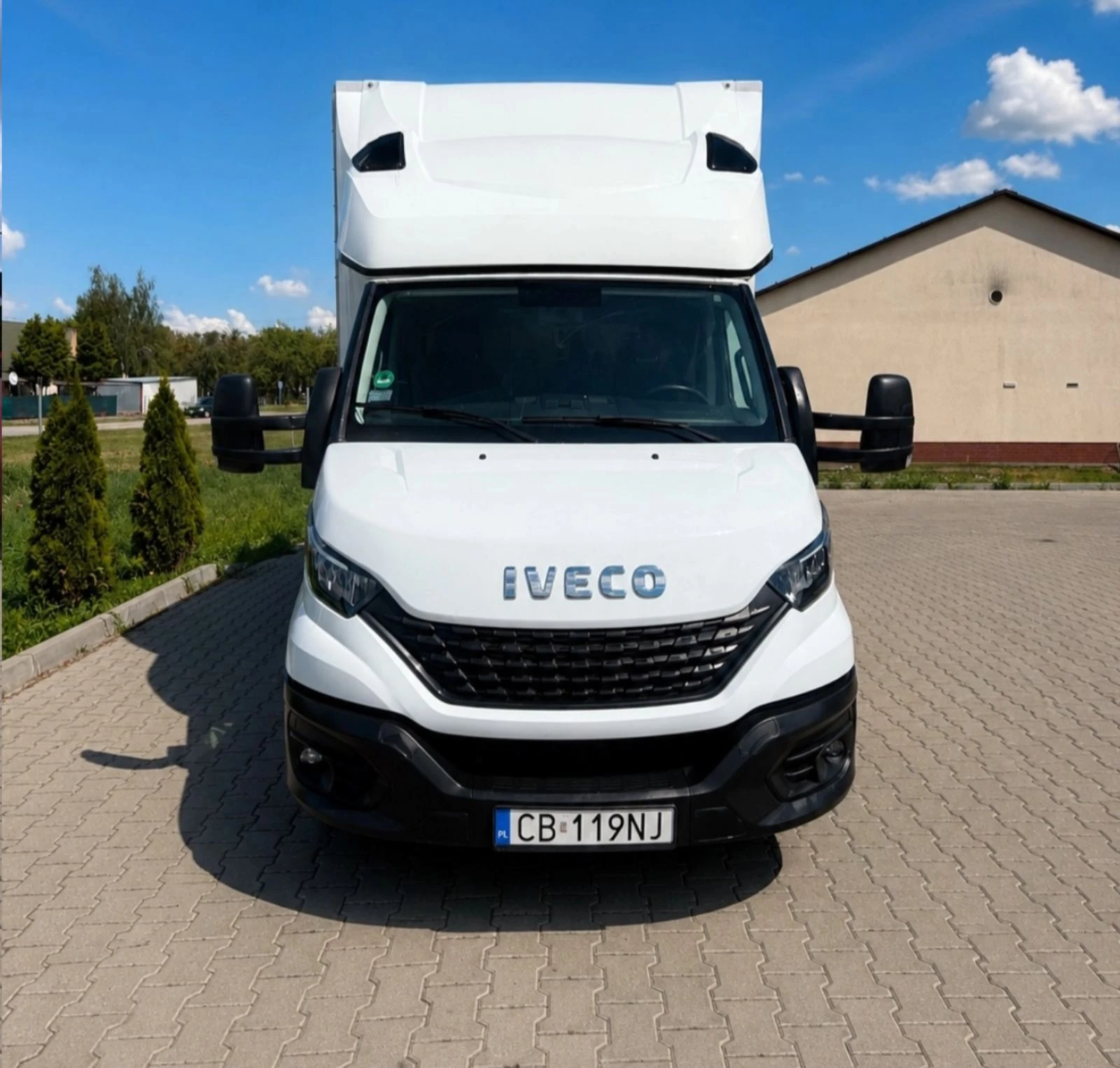 Iveco Daily 10ПАЛЕТА///ЛИЗИНГ//РАБОТА, снимка 2 - Бусове и автобуси - 54835652
