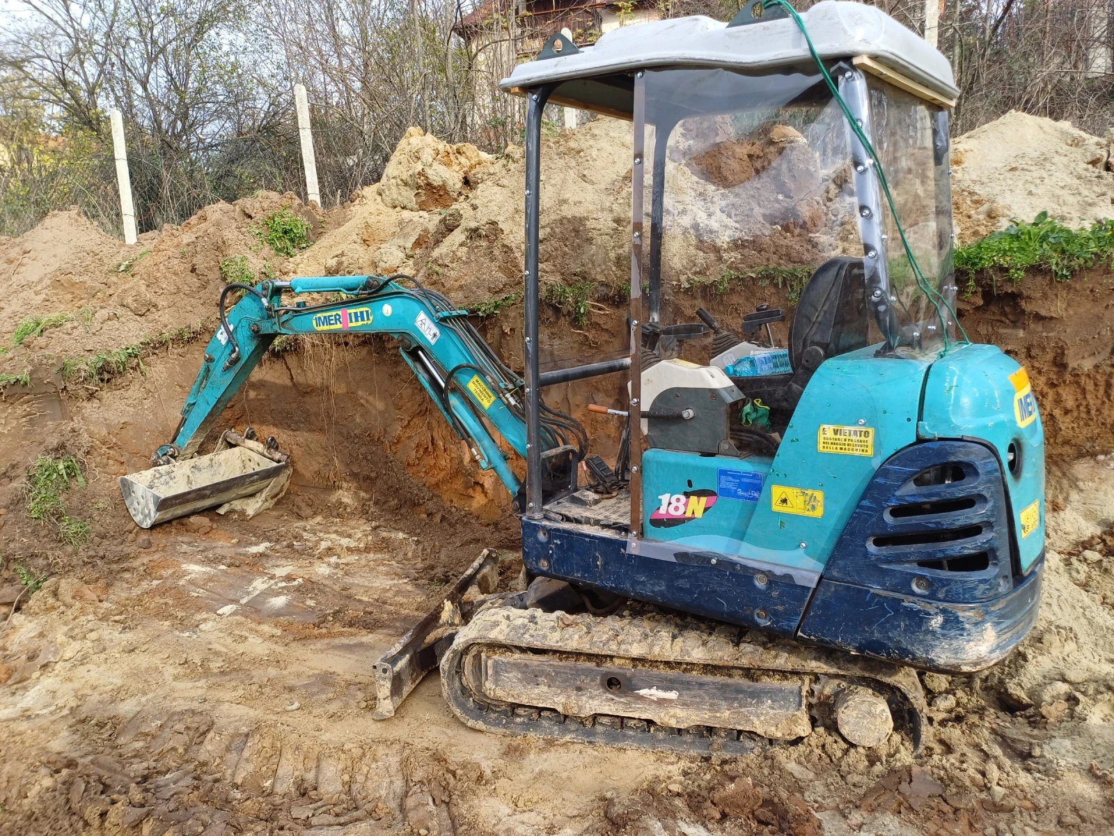 Багер Gehl 18N, снимка 1