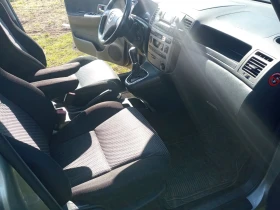 Toyota Corolla verso 1, снимка 8