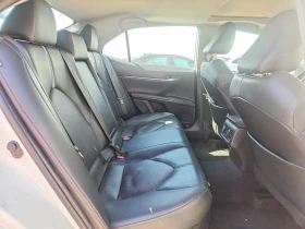 Toyota Camry 2.5l Hybrid Xse, снимка 10