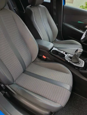 Peugeot 208, снимка 11