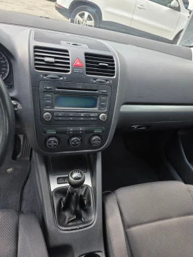 VW Golf 1.6i 74000km!, снимка 13