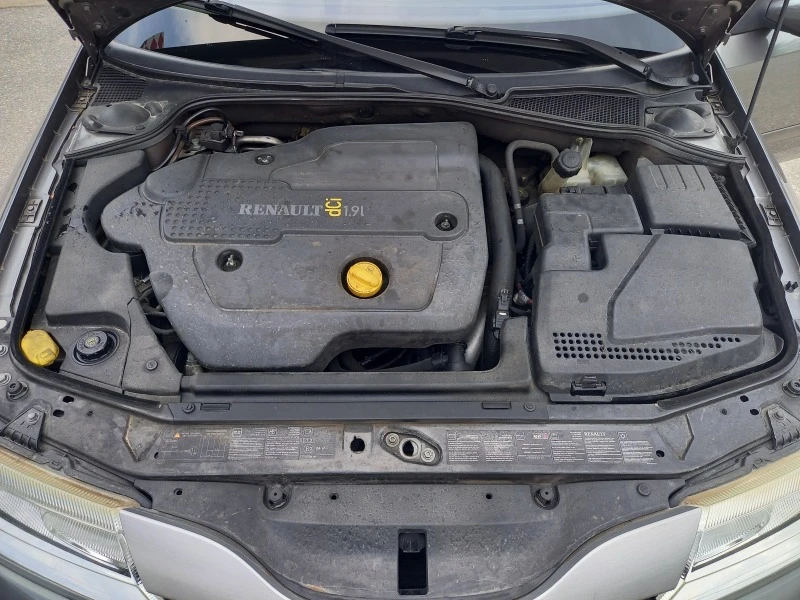 Renault Laguna 1.9DCI-6скорости., снимка 14 - Автомобили и джипове - 47354646