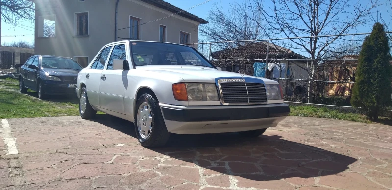 Mercedes-Benz 124 230E, снимка 1 - Автомобили и джипове - 46942812