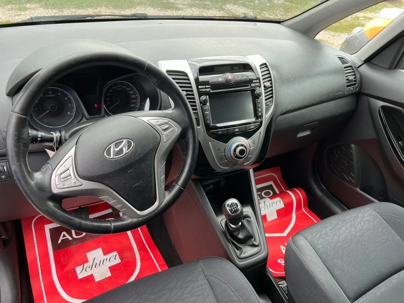 Hyundai Ix20 1.6 i Schweiz, снимка 7 - Автомобили и джипове - 47260049