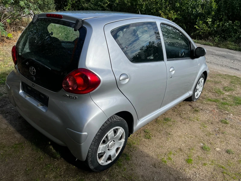 Toyota Aygo, снимка 3 - Автомобили и джипове - 47260300