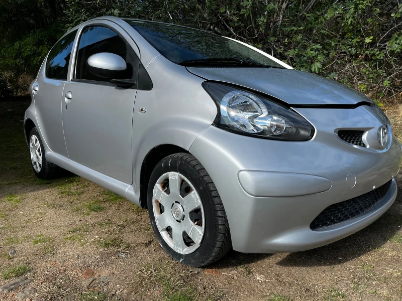 Toyota Aygo, снимка 2 - Автомобили и джипове - 47260300