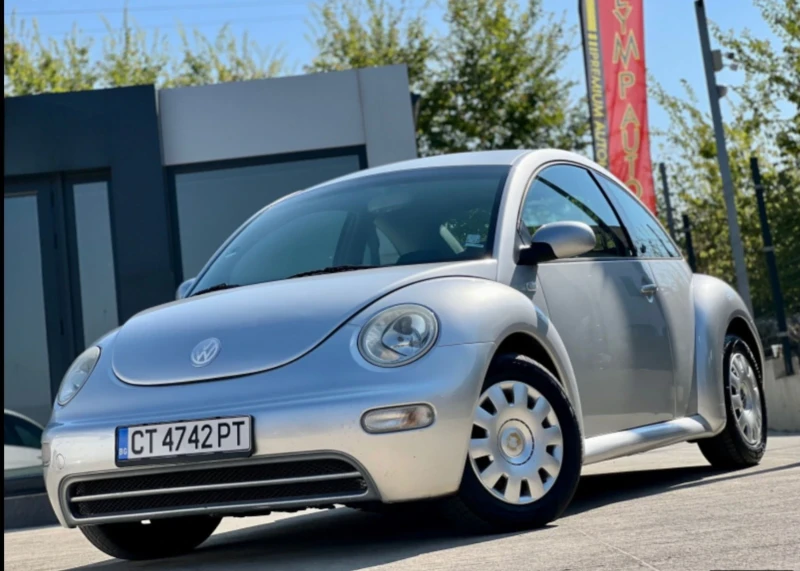 VW New beetle 2.0, снимка 3 - Автомобили и джипове - 47451087