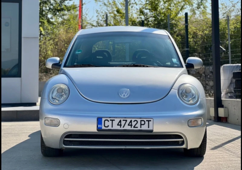 VW New beetle 2.0, снимка 2 - Автомобили и джипове - 47451087