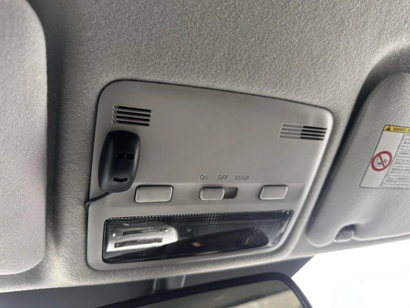 Toyota Corolla verso 2.2 D-4D (136 к.с.), снимка 9 - Автомобили и джипове - 52557091