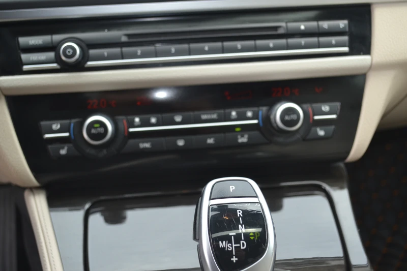 BMW 535 535-X drive M SPORT, снимка 15 - Автомобили и джипове - 50378234