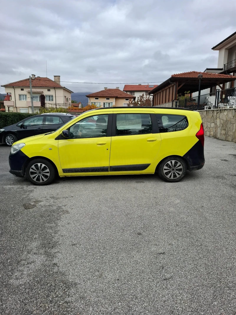 Dacia Lodgy Миниван, снимка 2 - Автомобили и джипове - 52317117