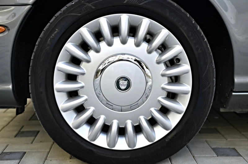 Jaguar Super v8 4.2 Supercharged  400PK, снимка 16 - Автомобили и джипове - 52770405