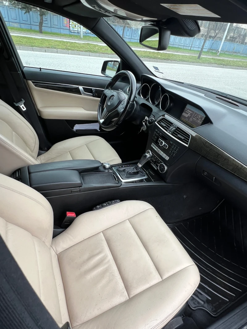 Mercedes-Benz C 220 S204 avangard automat, снимка 9 - Автомобили и джипове - 52901204
