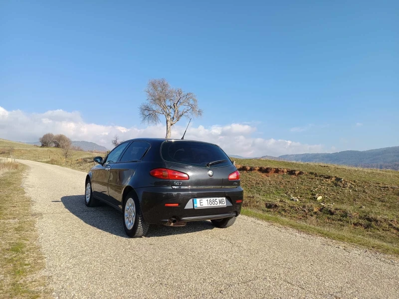 Alfa Romeo 147, снимка 2 - Автомобили и джипове - 53038085