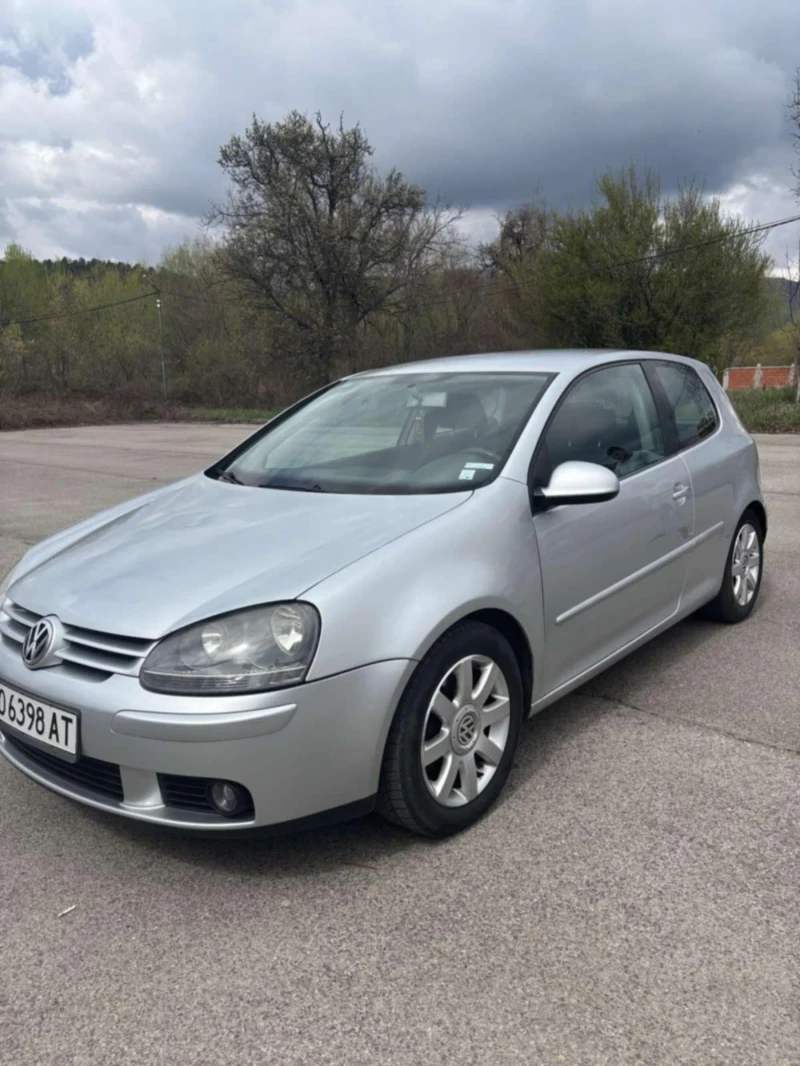 VW Golf  5 1, 6 116кс