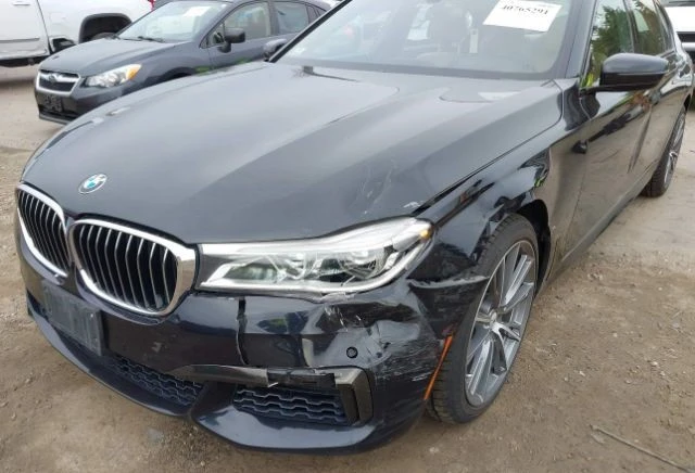 BMW 750  * KРАЙНА ЦЕНА*  , снимка 4 - Автомобили и джипове - 48571148