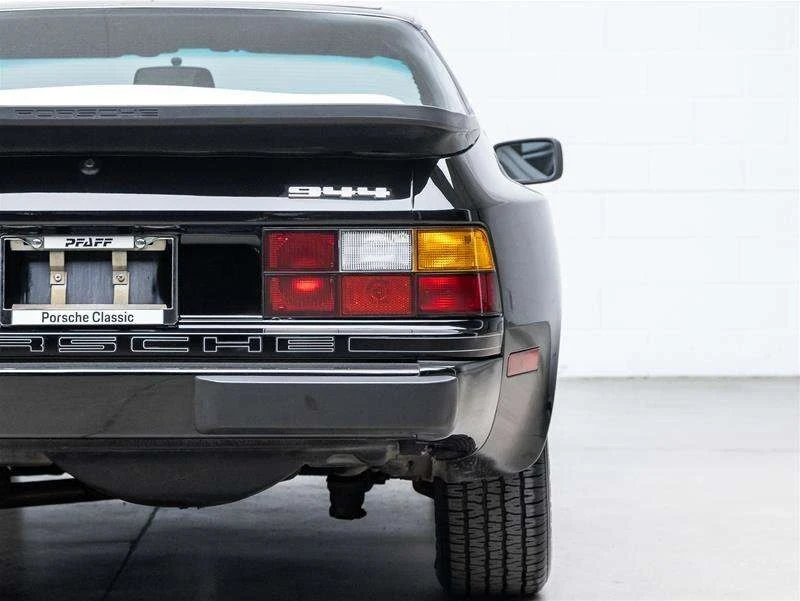 Porsche 944 * CARFAX * ЦЕНА ДО БГ, снимка 7 - Автомобили и джипове - 53272976