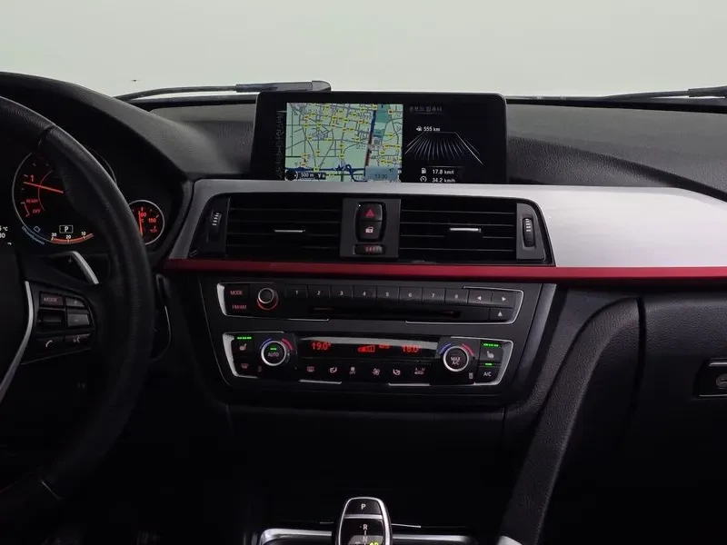 BMW 320 d, снимка 12 - Автомобили и джипове - 54590245