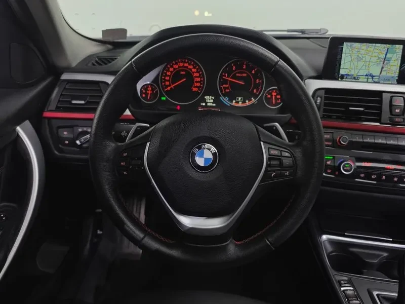 BMW 320 d, снимка 13 - Автомобили и джипове - 54590245
