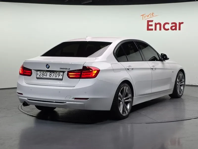 BMW 320 d, снимка 2 - Автомобили и джипове - 54590245