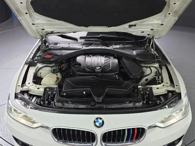 BMW 320 d, снимка 6 - Автомобили и джипове - 54590245