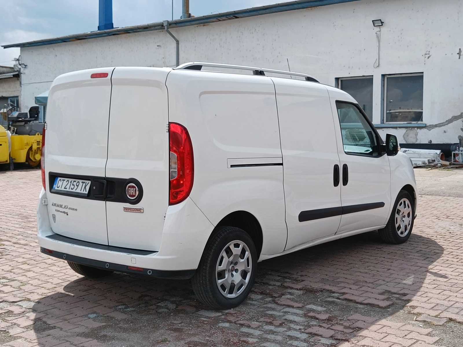 Fiat Doblo 1.6 MAXI - изображение 8