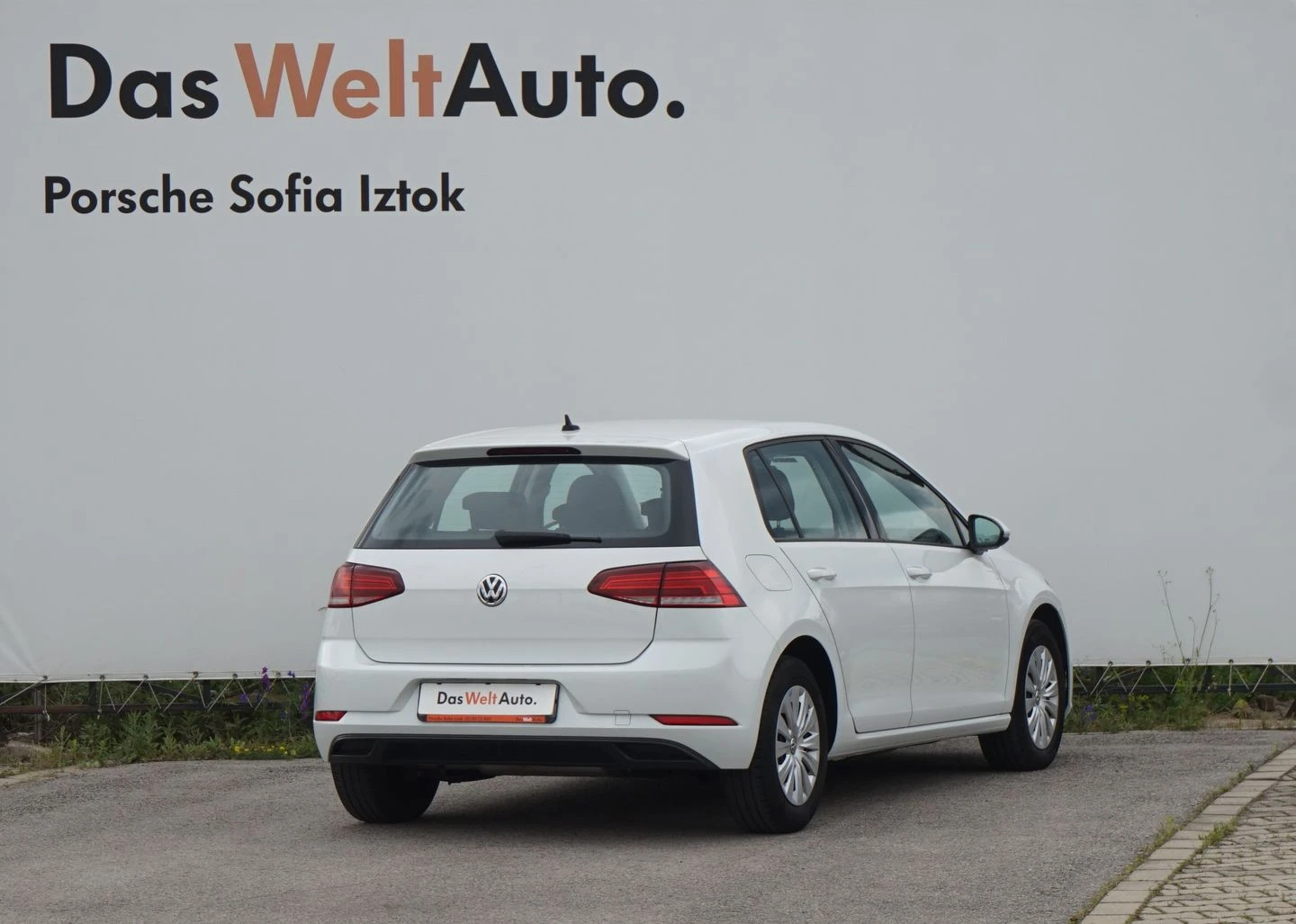 VW Golf Trendline 1.6TDI BMT - изображение 3