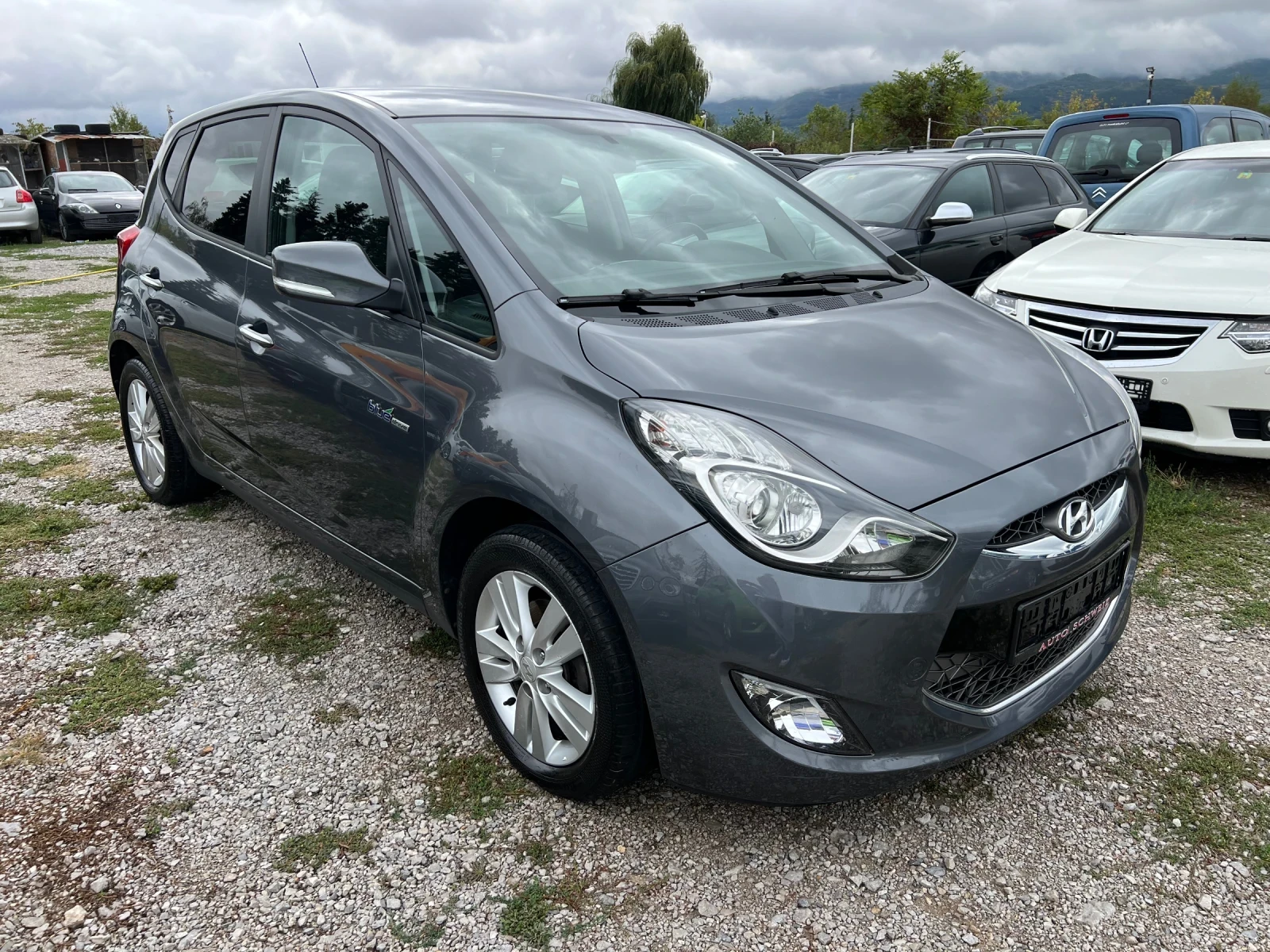 Hyundai Ix20 1.6 i Schweiz - изображение 6