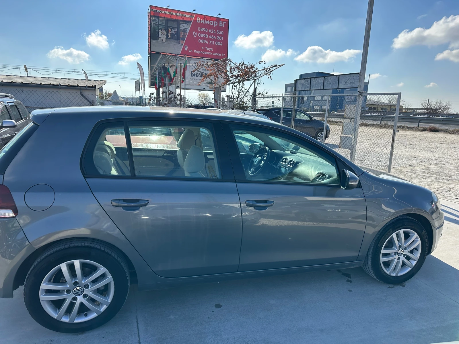 VW Golf 1.6 ЗАВОДСКА ГАЗ 102к.с - изображение 6