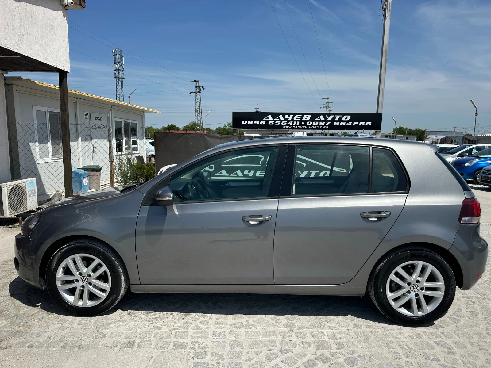 VW Golf 1.6 ЗАВОДСКА ГАЗ 102к.с - изображение 5
