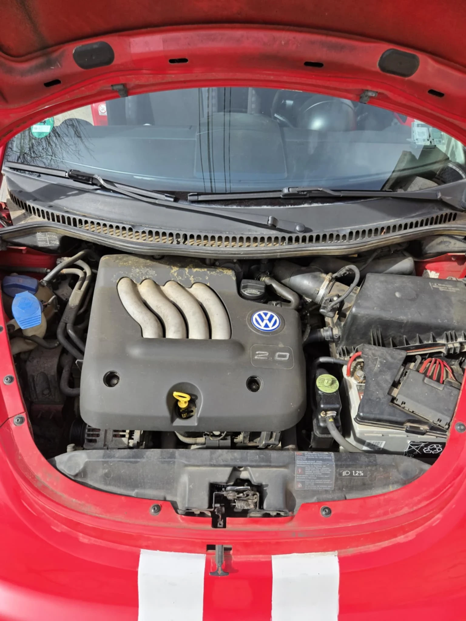 VW New beetle 2.0 115 - изображение 9