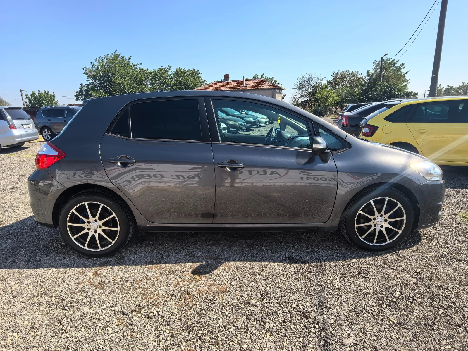 Toyota Auris 2.0D4D  - изображение 6
