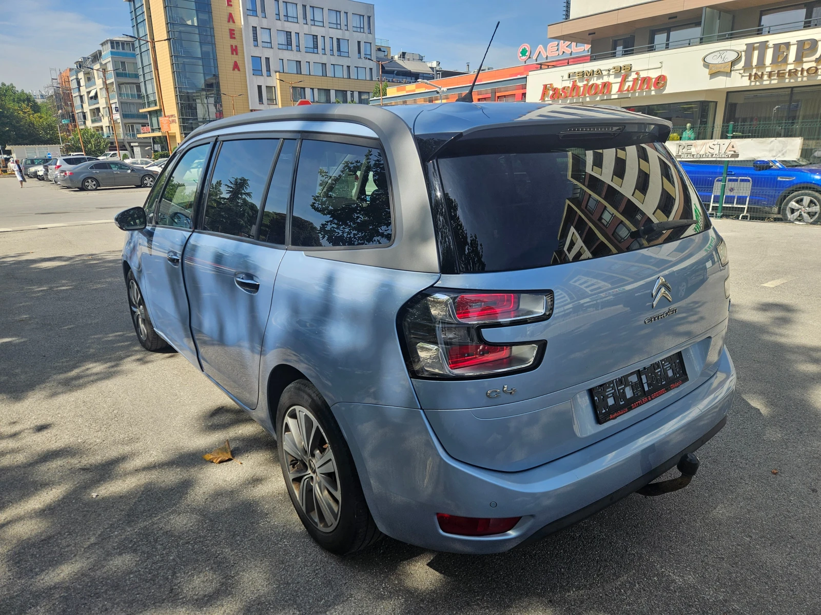 Citroen Grand C4 Picasso 1.6HDI - изображение 5