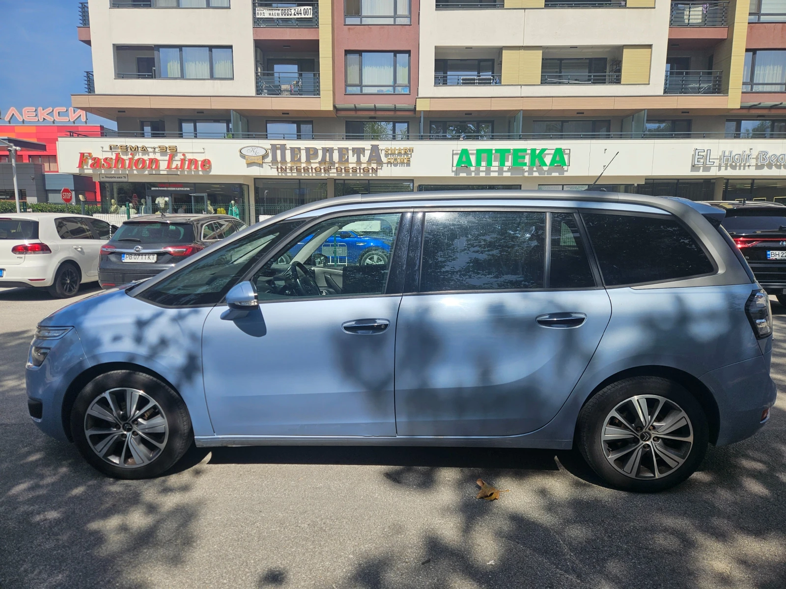 Citroen Grand C4 Picasso 1.6HDI - изображение 4