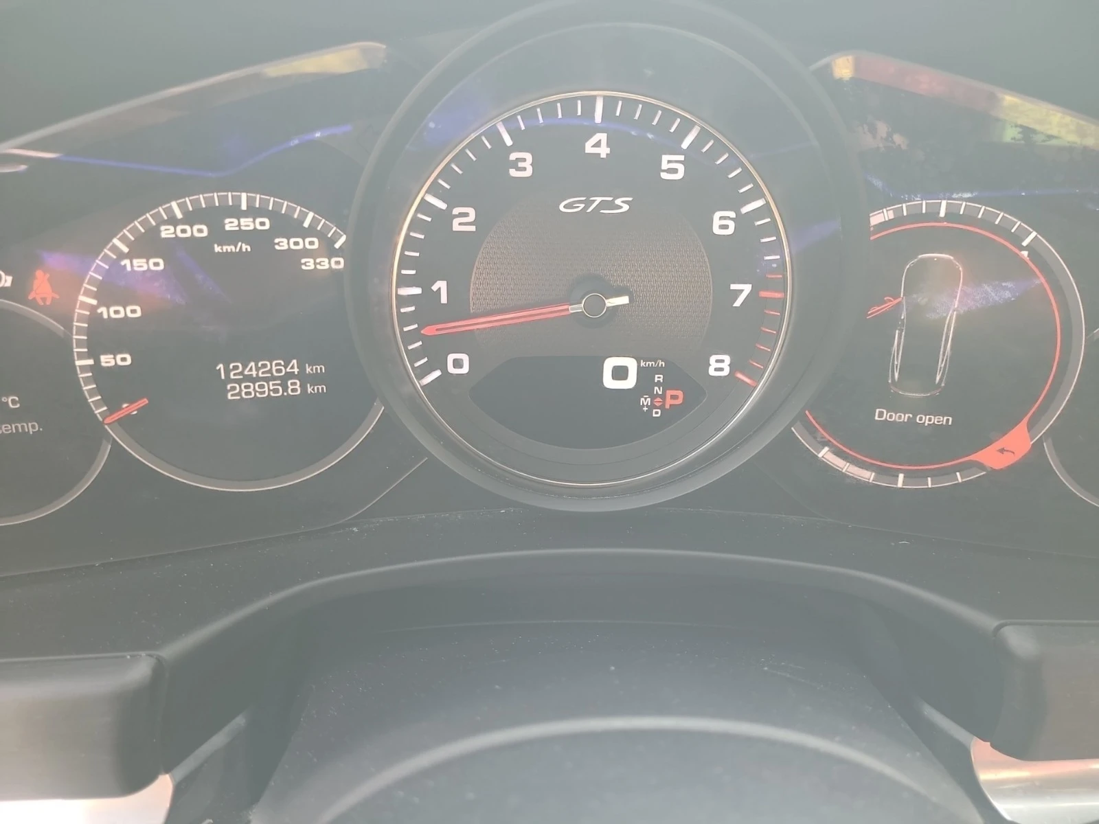 Porsche Panamera GTS * * CARFAX * * АВТО КРЕДИТ * *  - изображение 7