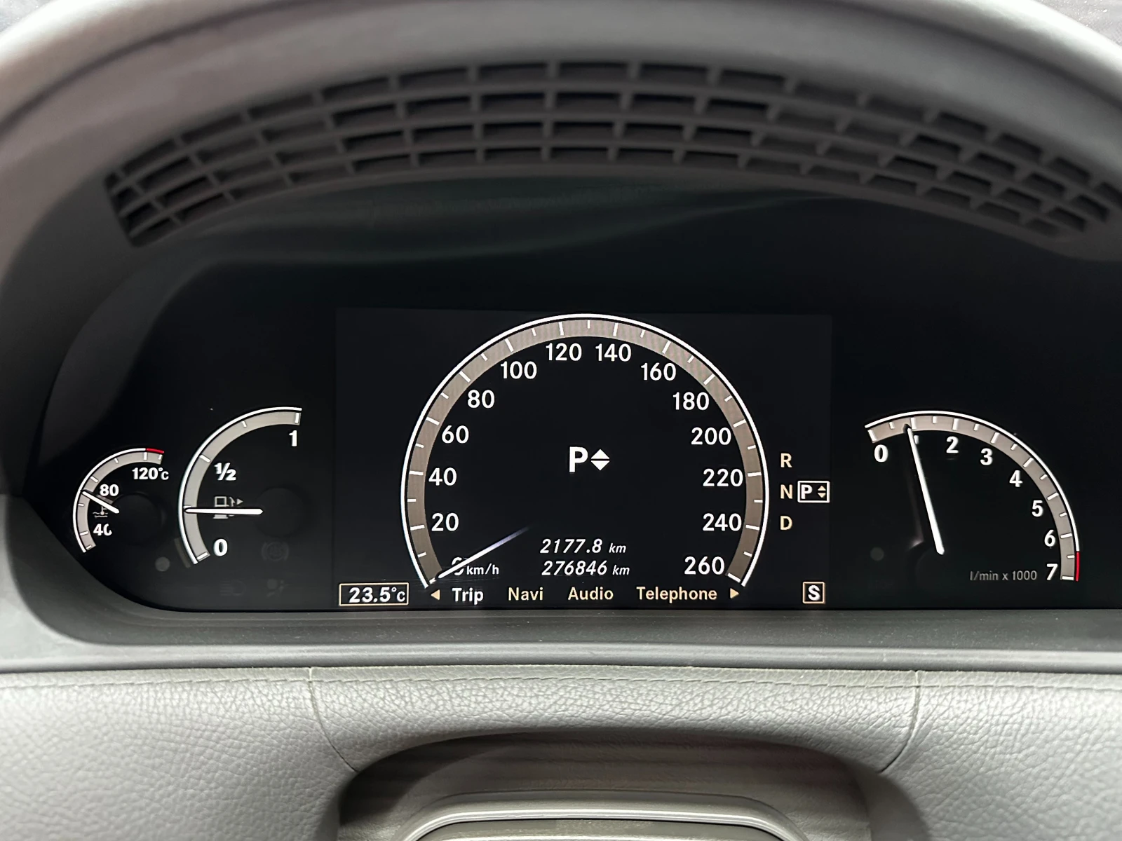 Mercedes-Benz CL 500 ГАРАНЦИЯ/5.5i 388 к.с./БАРТЕР/ЛИЗИНГ/КОМЕНТАР, снимка 16 - Автомобили и джипове - 52224028