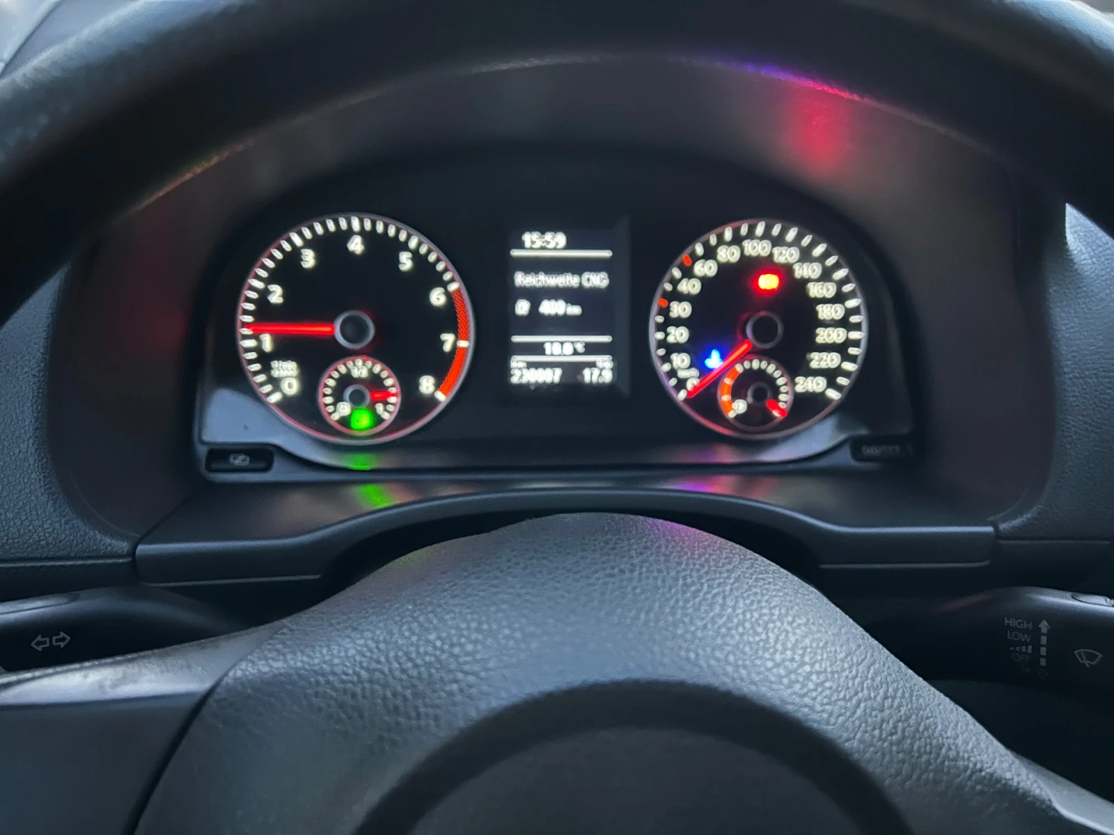 VW Caddy  - изображение 7